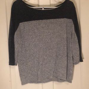 Scoop neck 3/4 sleeve top.